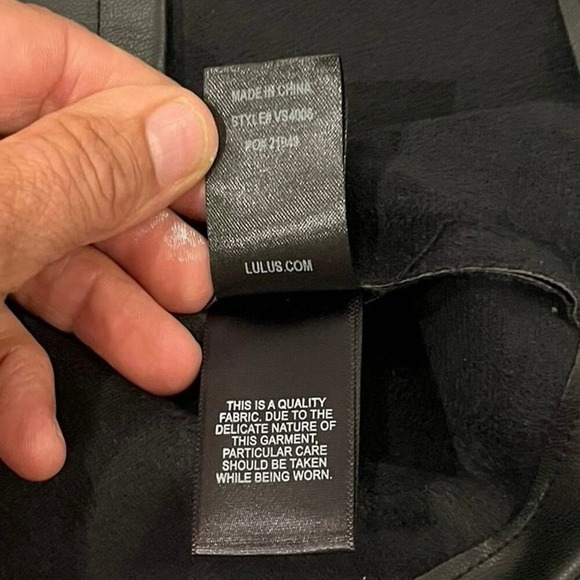 Lulus Faux Leather Pencil Skirt Womens Black Back Zip Closure Slit XL Classic - Picture 5 of 9